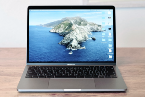 買い時が難しいMacBook Pro 13インチ